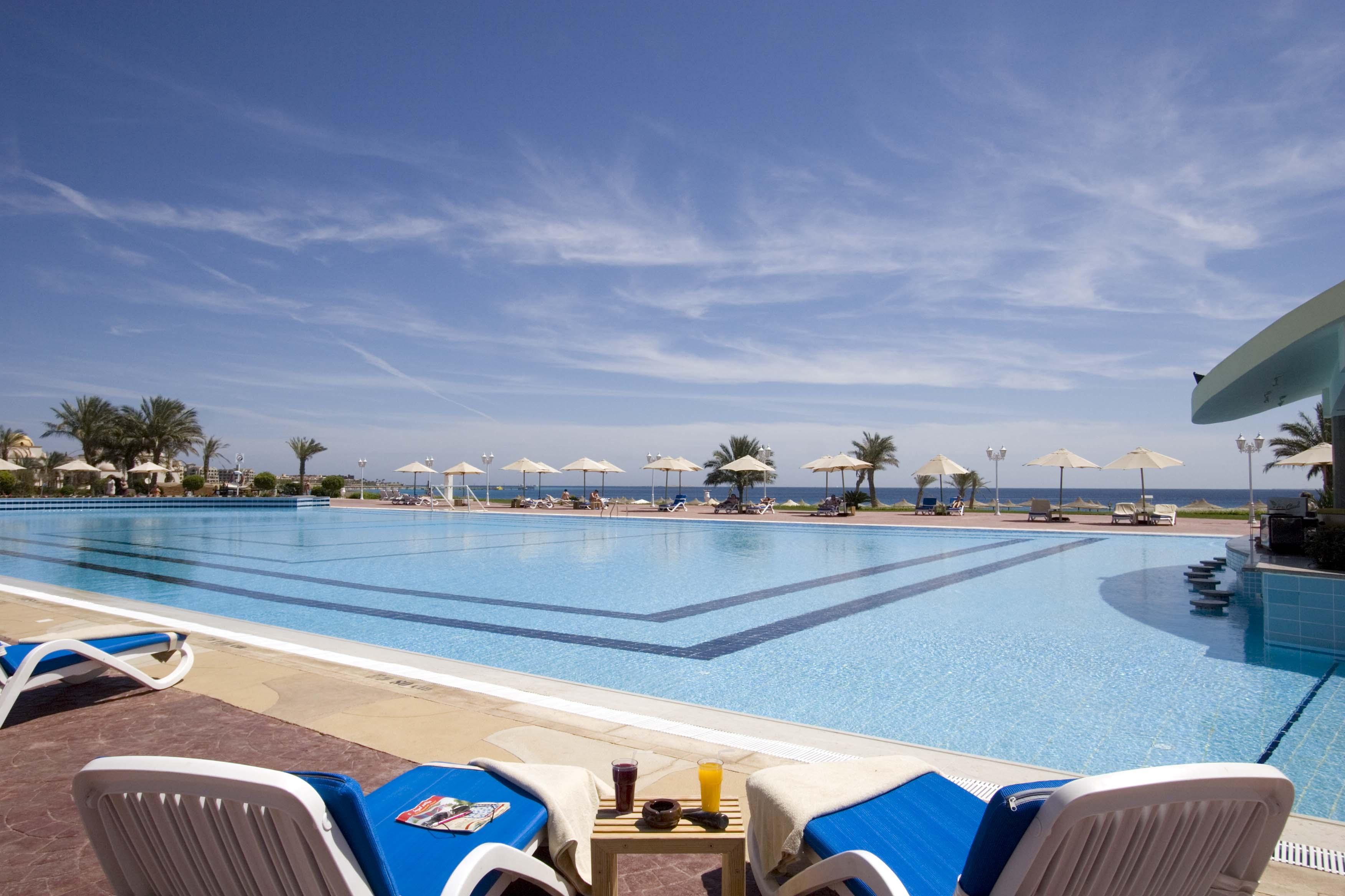 Old Palace Resort Sahl Hasheesh Hurghada Esterno foto The pool at the Hilton Sharm El Sheikh