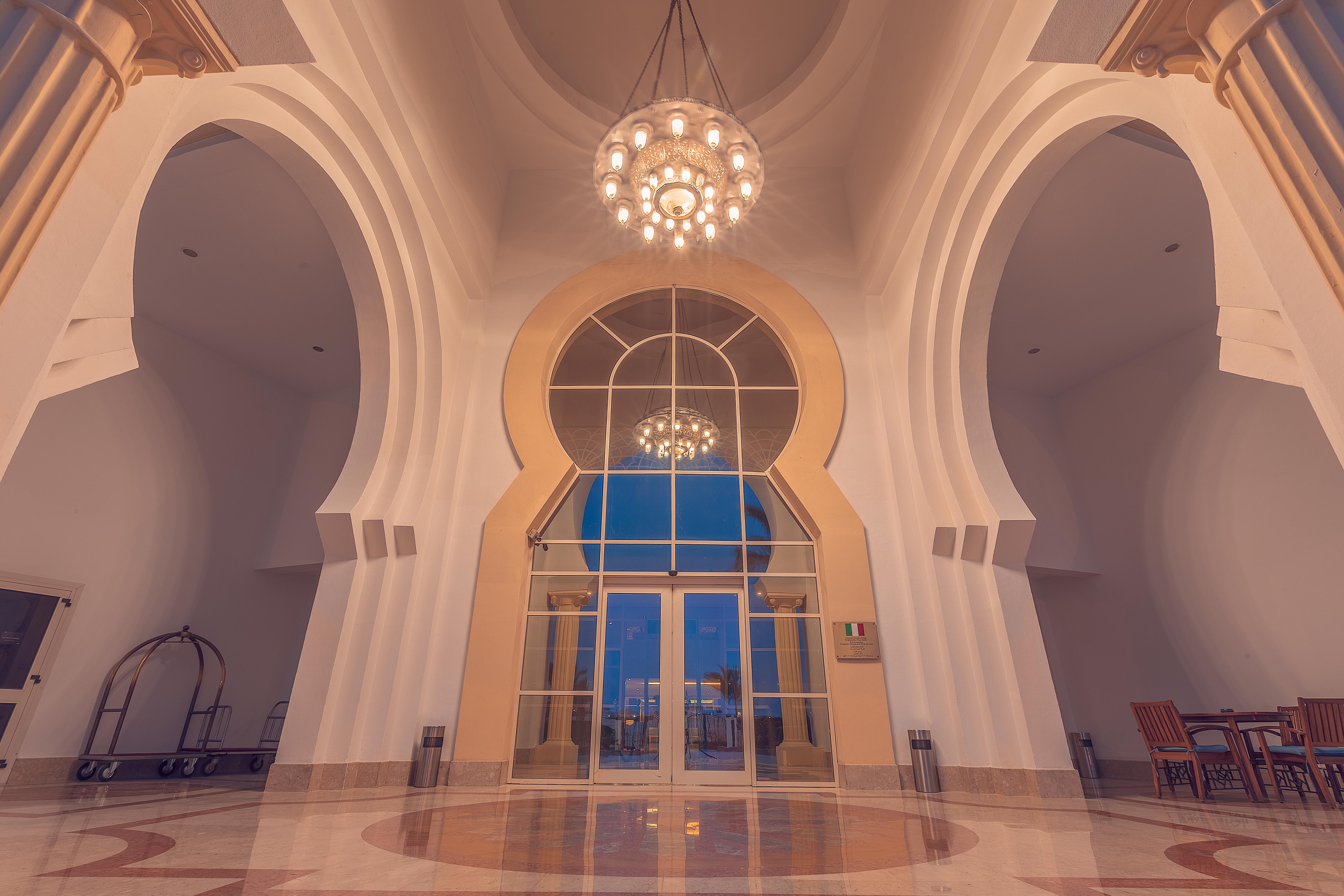 Old Palace Resort Sahl Hasheesh Hurghada Esterno foto Entrance of the library