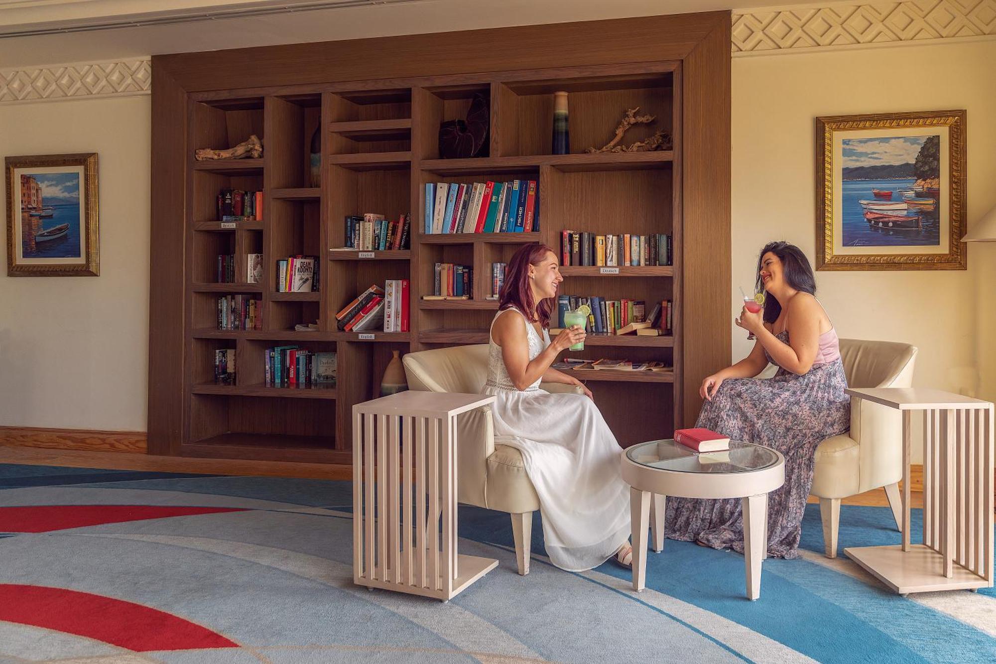 Old Palace Resort Sahl Hasheesh Hurghada Esterno foto Library