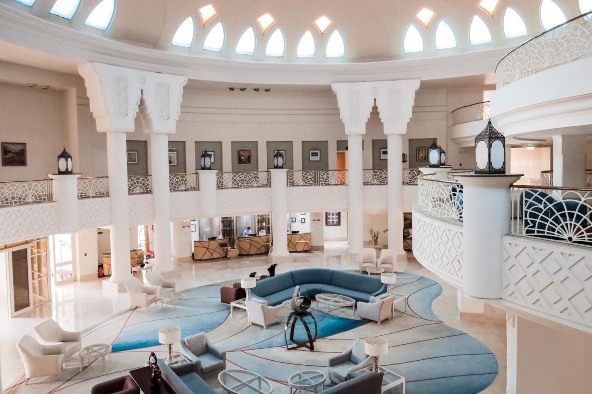 Old Palace Resort Sahl Hasheesh Hurghada Esterno foto The lobby of the hotel