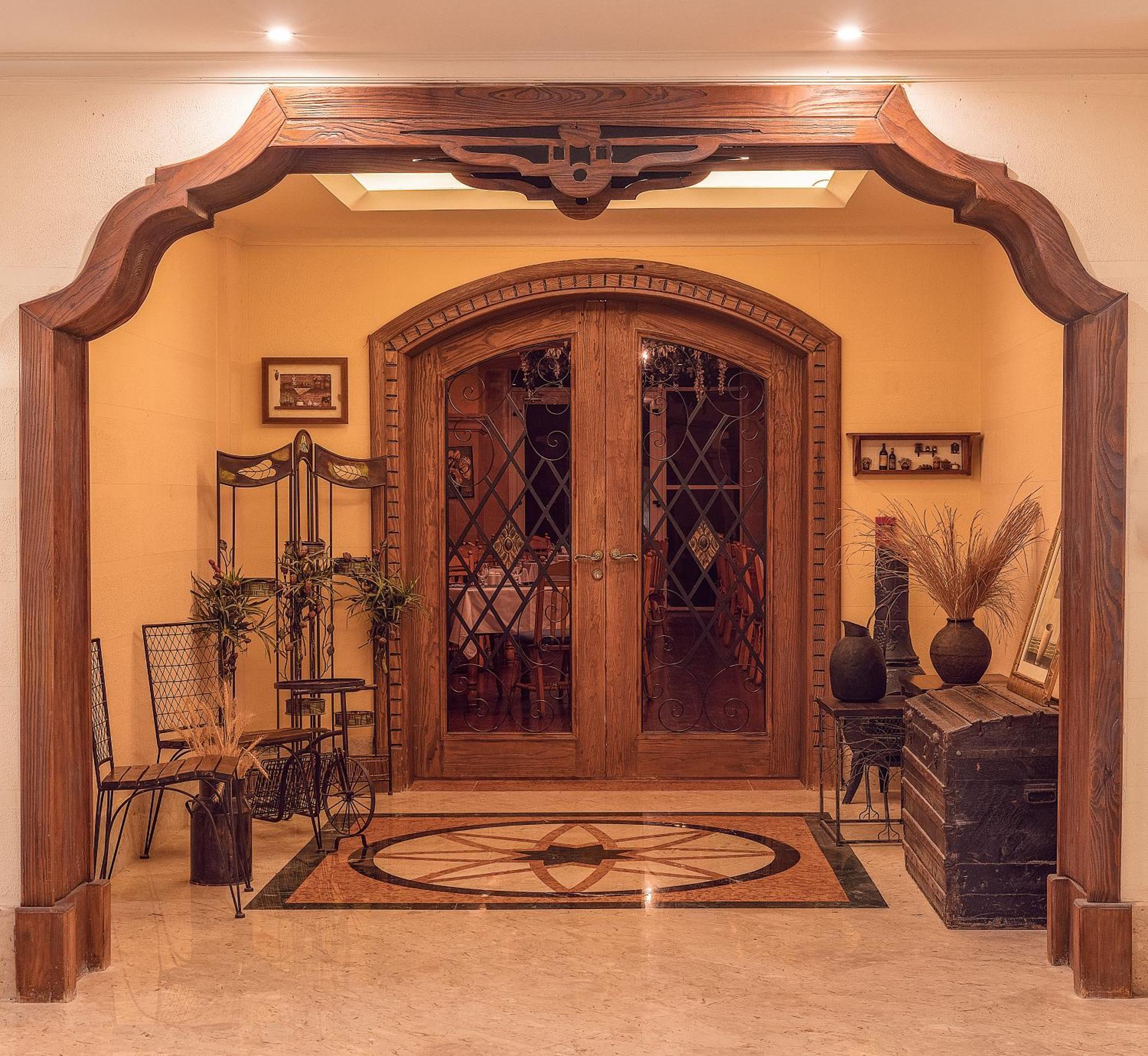 Old Palace Resort Sahl Hasheesh Hurghada Esterno foto A home entrance